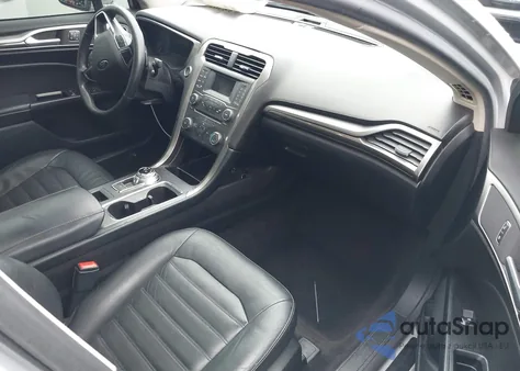 2017 Ford Fusion Se z USA, uszkodzony, nr VIN 3FA6P0H90HR142794